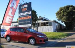 AURIS Car Image