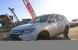 Outlander Car Image